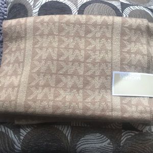 Michael Kors scarf